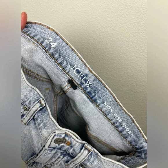 J-CREW Women’s 24 High Rise Light Wash Denim Shorts Jorts Rigid - Picture 10 of 12